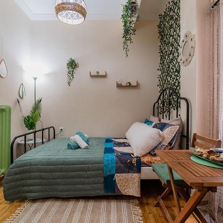Green Boho Apartment Athén Kültér fotó