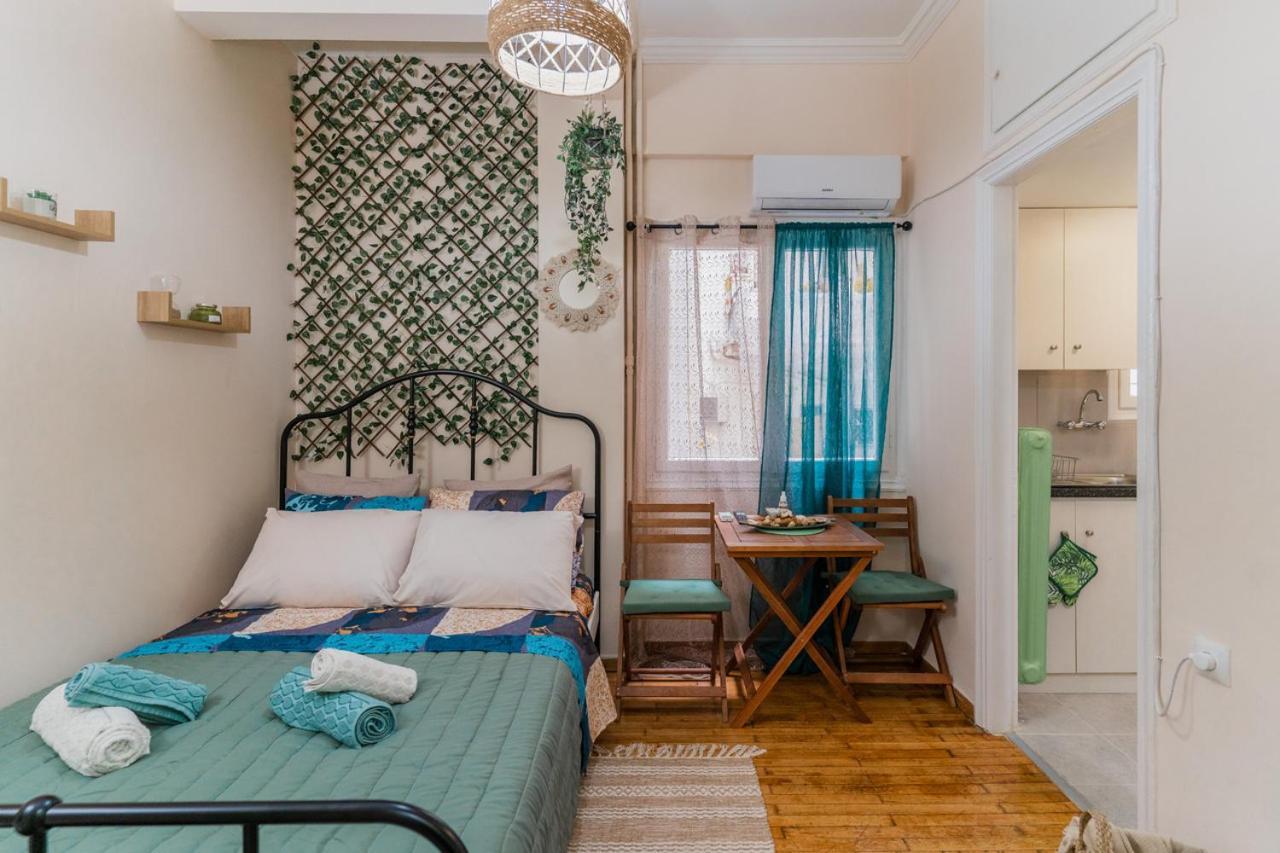 Green Boho Apartment Athén Kültér fotó