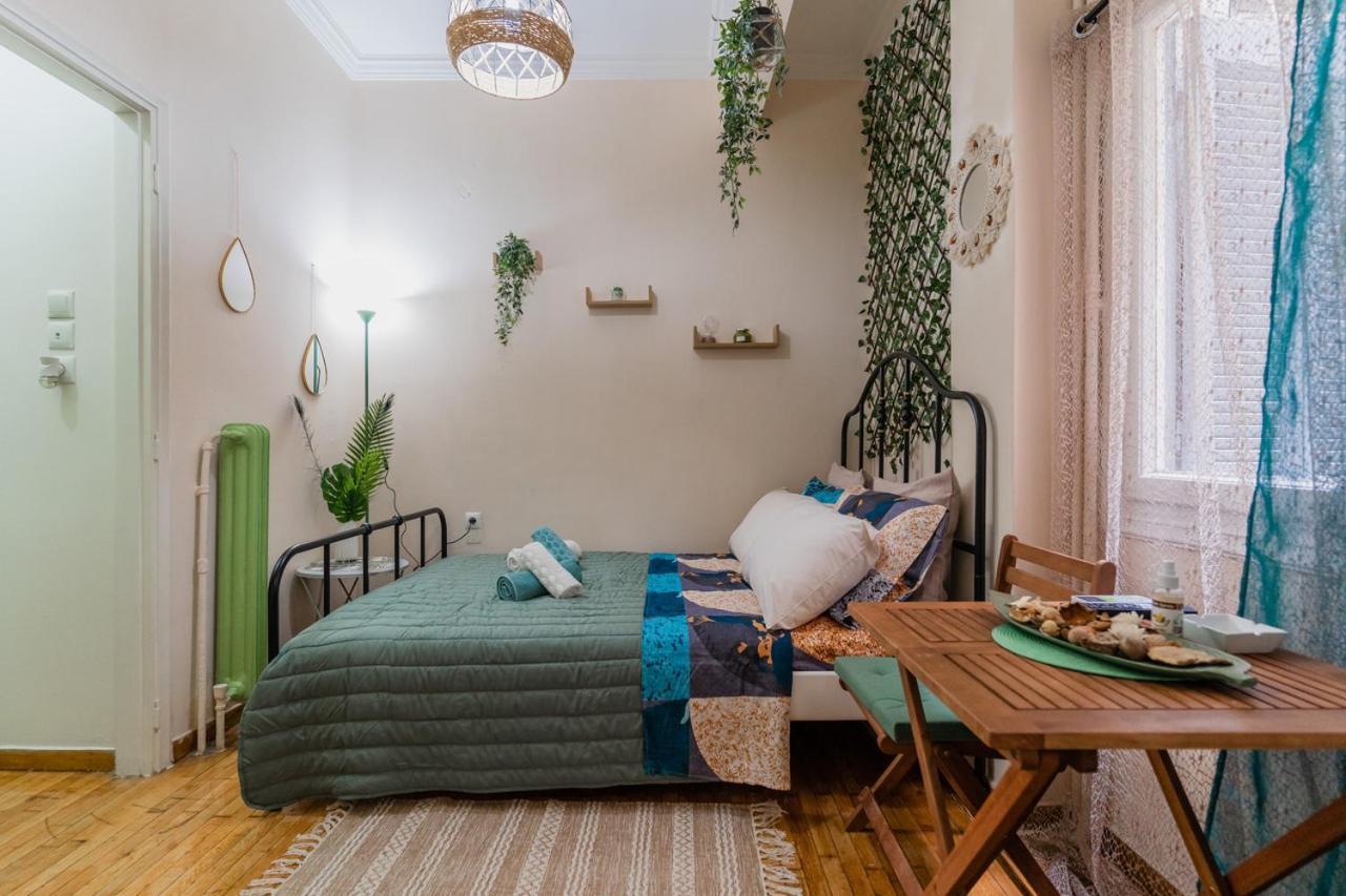 Green Boho Apartment Athén Kültér fotó