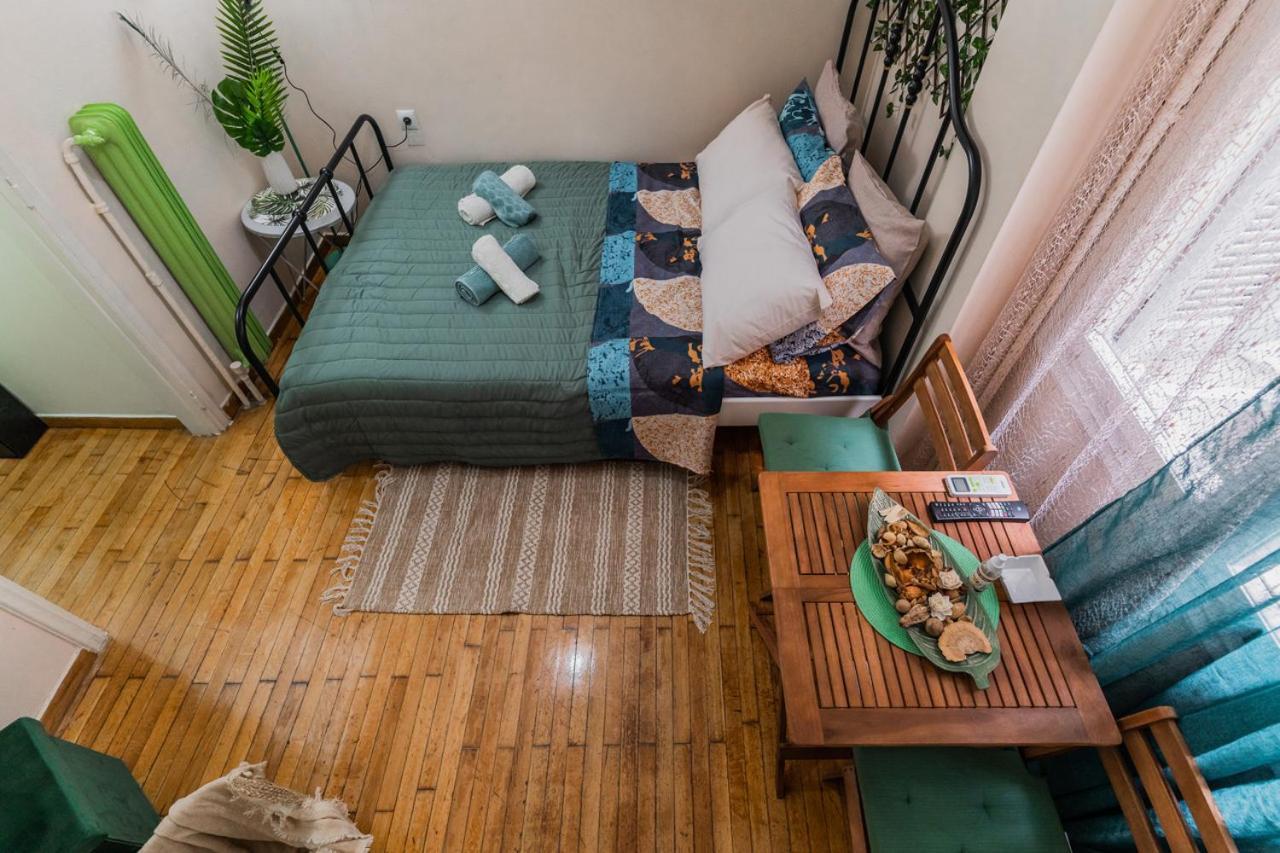 Green Boho Apartment Athén Kültér fotó